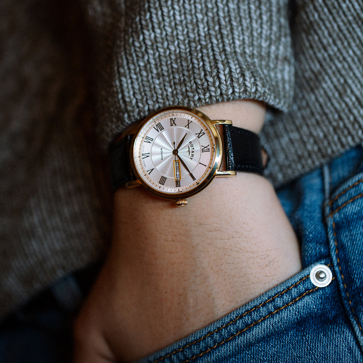 Rotary mans watch in gold with a black leather strap